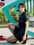 SIW斯文传媒 091 思琪 真丝修身超短低腰裙(34)